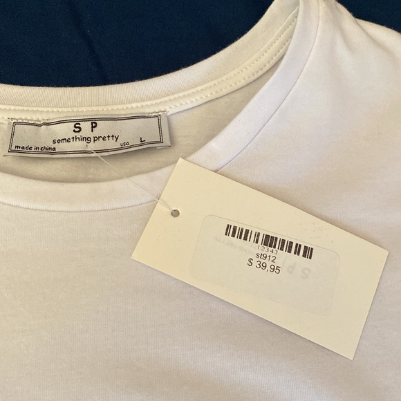 NWT white & Black Tee Top Satin Appliqué Icon Karl Lagerfeld Black Embellishment - Picture 14 of 16